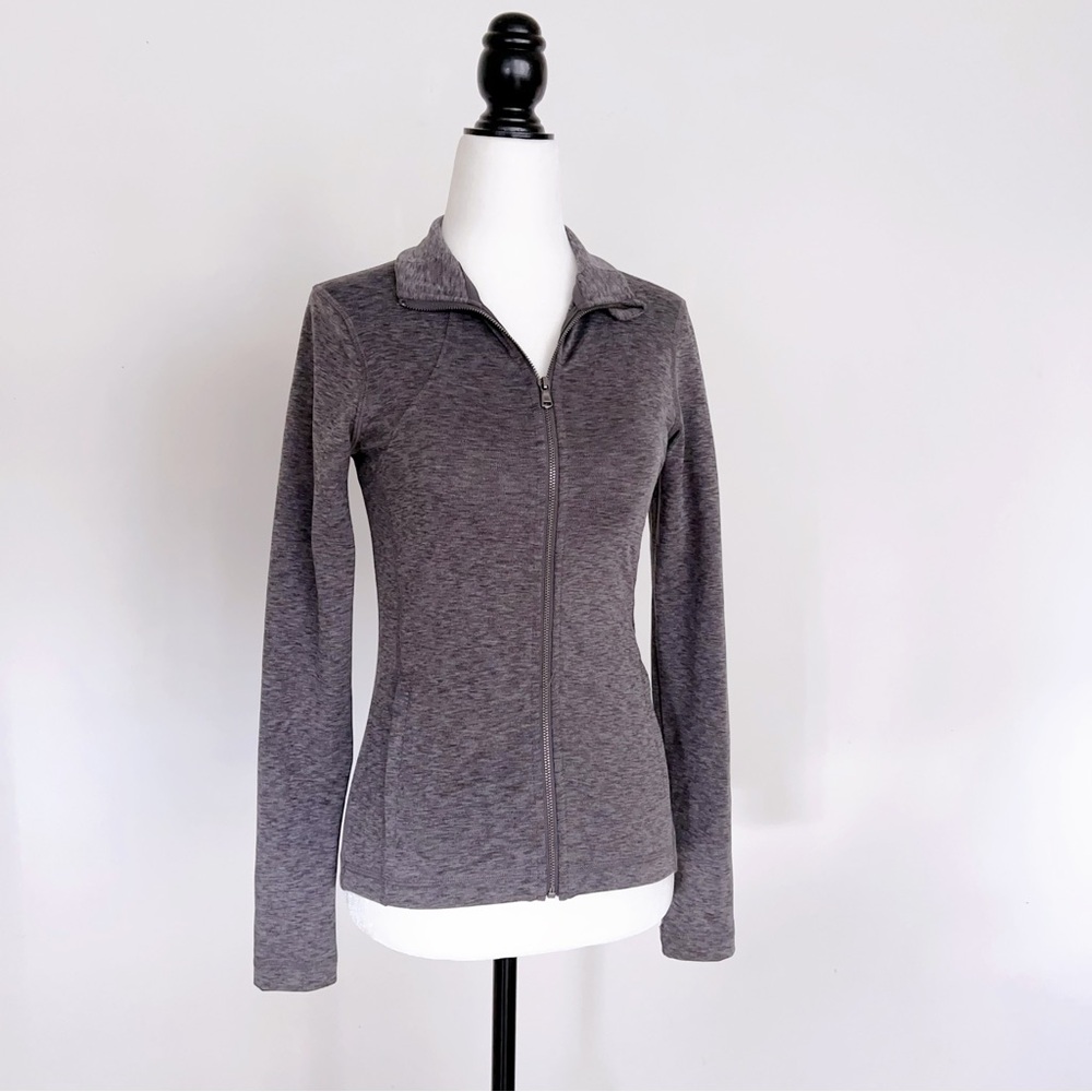 NEW！Slim Fit Zip-Up Athletic Jacket – Lightweight Workout Track Jacket.
